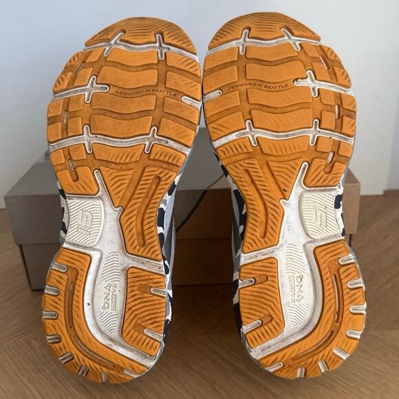 Brooks Ghost 15 Women Running Sneakers - SZ 9.5 - Picture 13 of 14